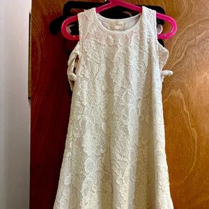 Between Me & You White Lace Dress Girls’s size 6